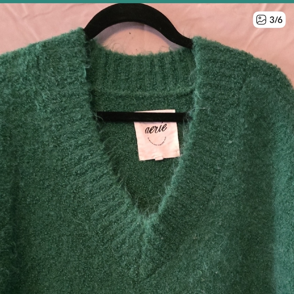 Aerie Green V-Neck Sweater Size M - Picture 3 of 5